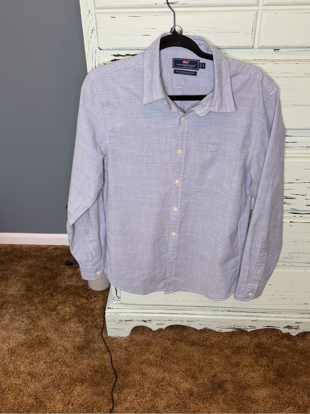 Vineyard Vines Men’s Light Blue Slim Longshore Button-Down Shirt. Size small.